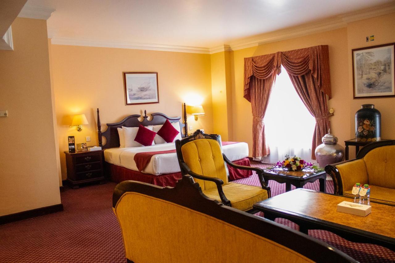 Delmon International Hotel Манама Экстерьер фото