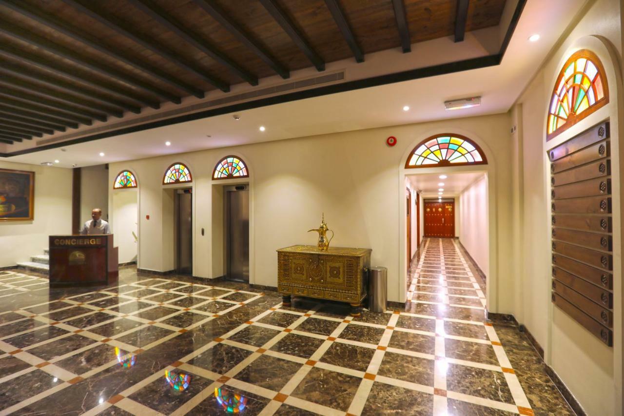 Delmon International Hotel Манама Экстерьер фото